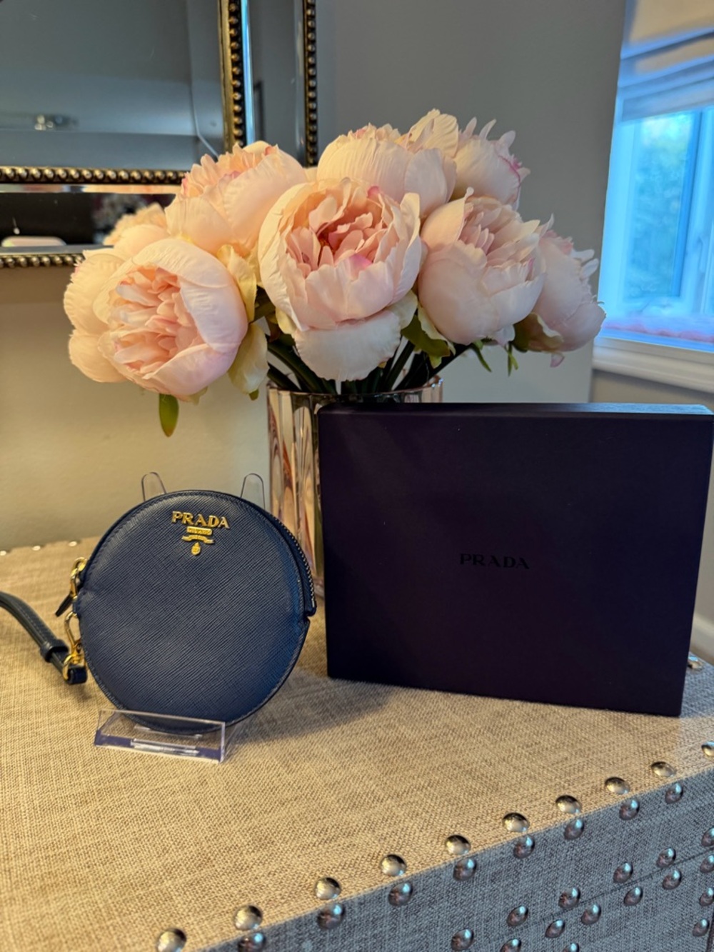 NIB Prada Blue Saffiano Round Wristlet Coin Case with Gold Logo - Picture 6 of 6